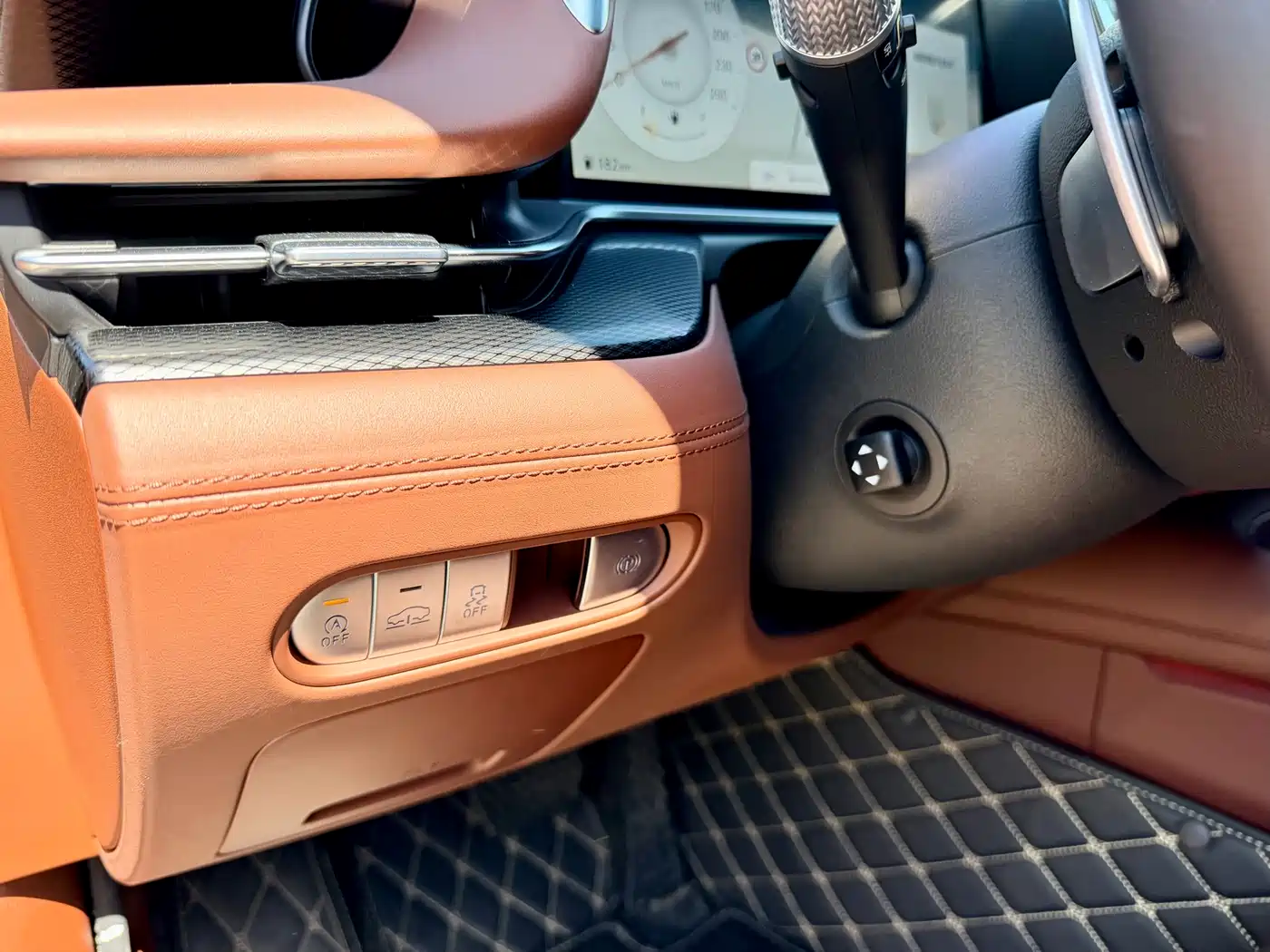 Genesis G90 2023 3.5T Luxury Version фото 9