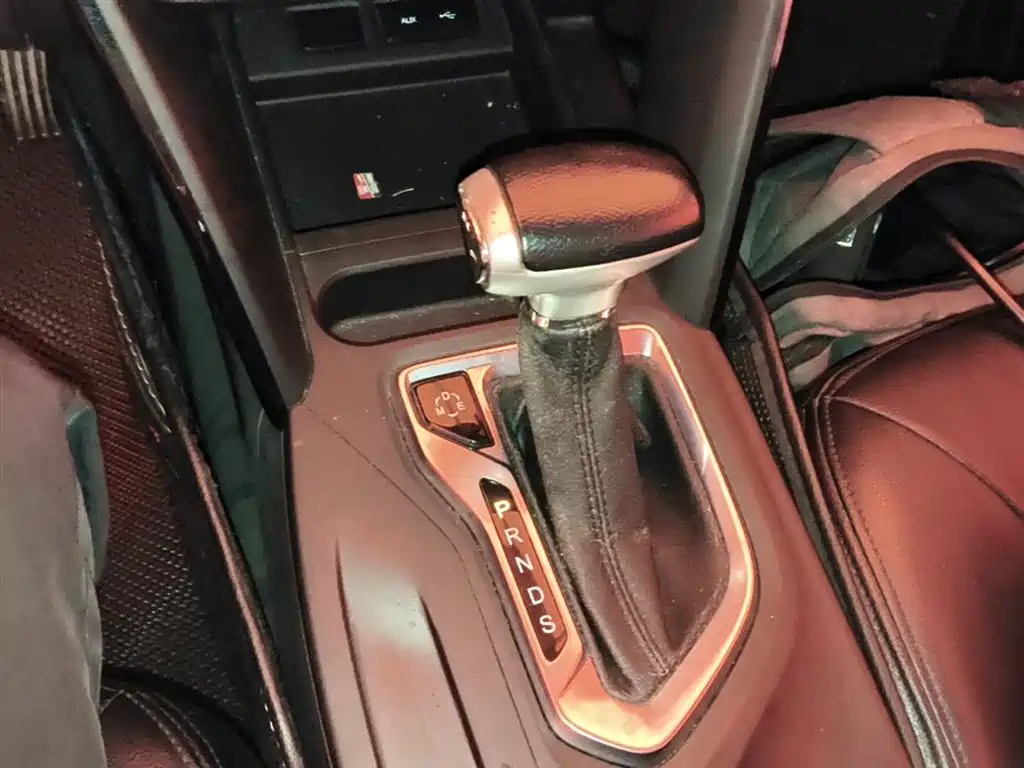 GAC Trumpchi Trumpchi GS4 2017 200T G-DCT 2WD Comfort фото 14