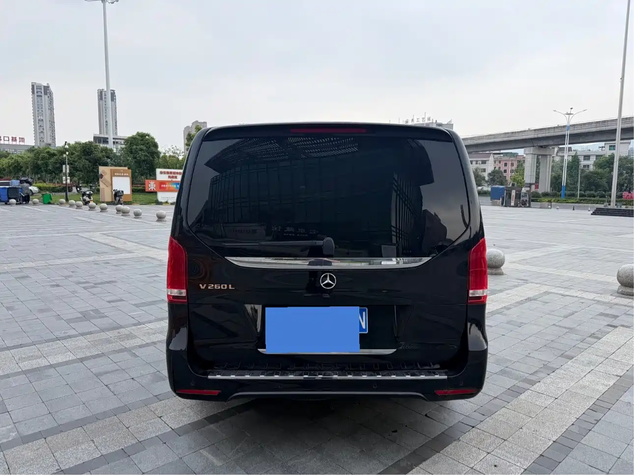 Mercedes-Benz V-Class 2022 V 260 L Long Wheelbase Luxury Edition фото 9