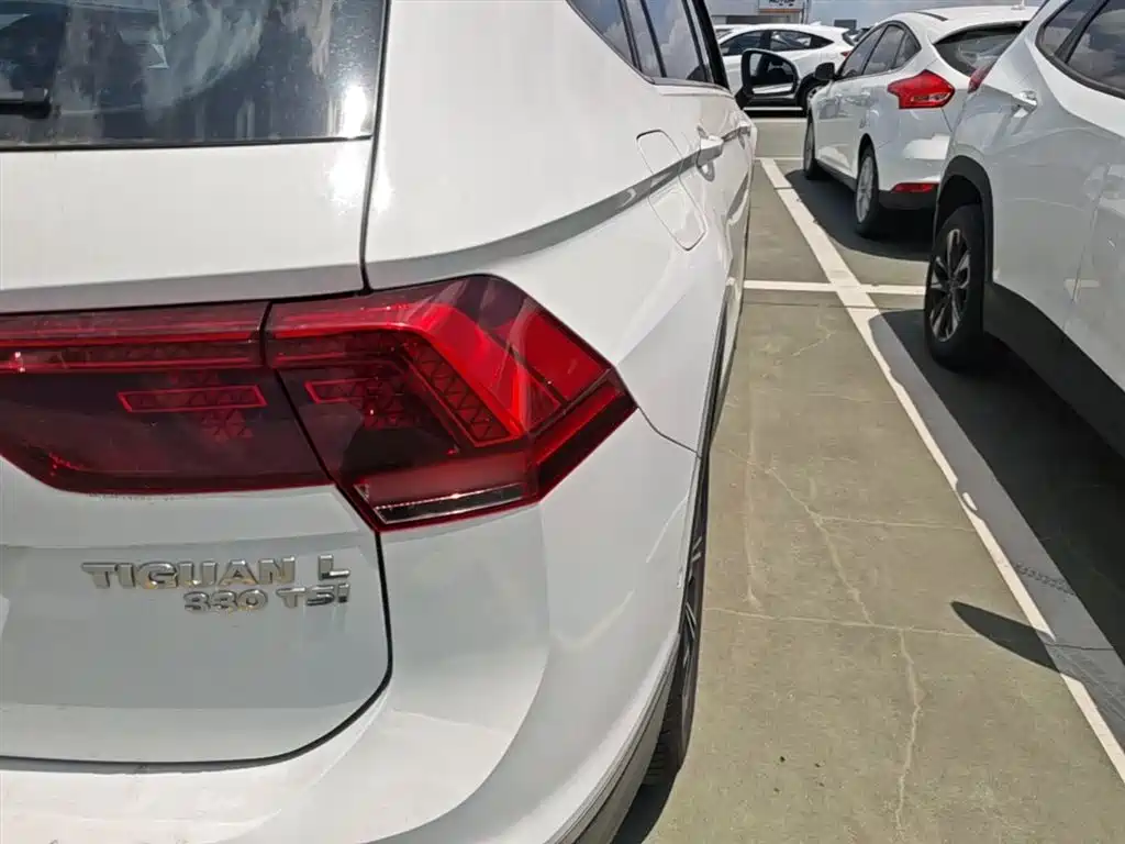Volkswagen Tiguan L 2018 Facelift 330TSI Automatic 2WD Flagship Edition фото 8