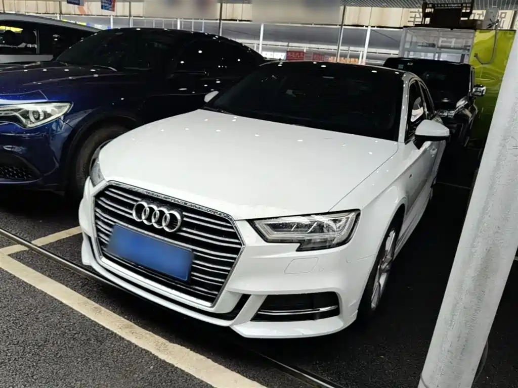 Audi A3 2019 Limousine 35 TFSI Fashion China V фото 2