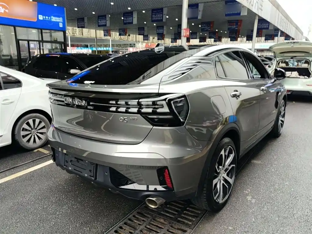 Lynk & Co 05 2020 2.0TD 4WD Halo Edition фото 7