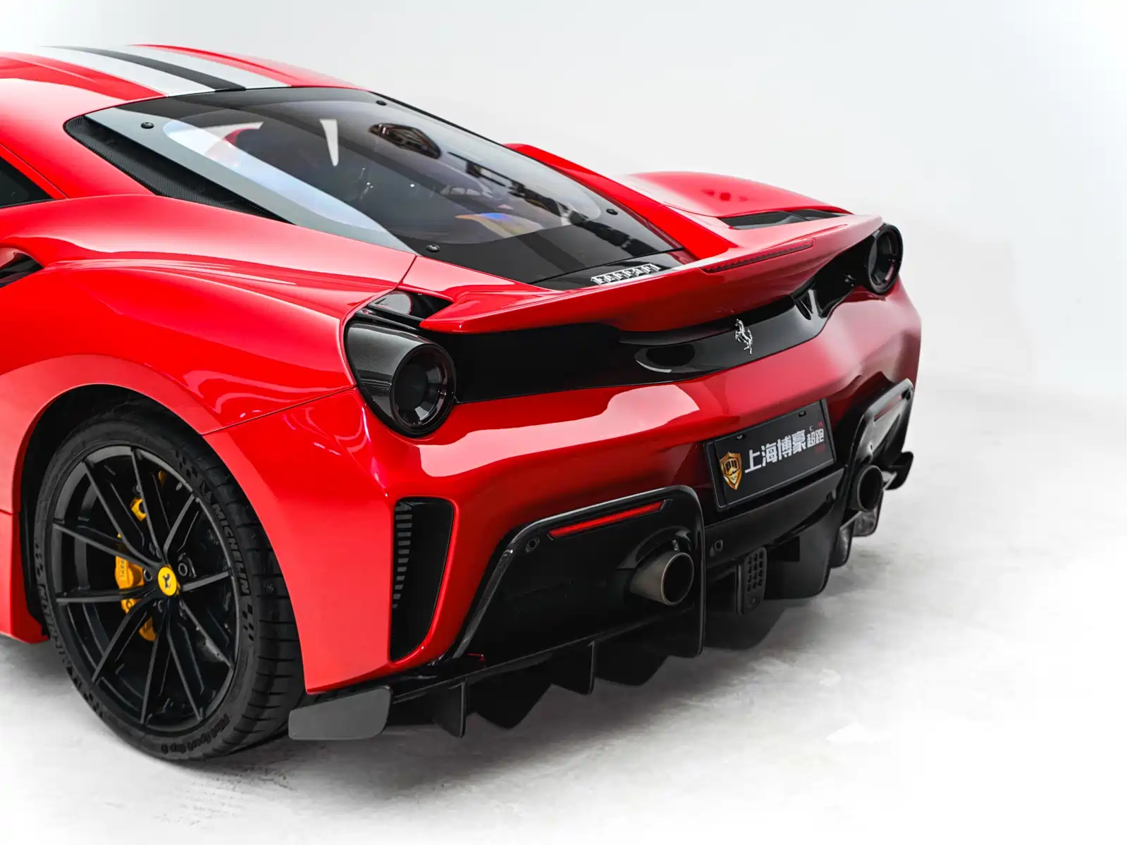 Фото 12 - Ferrari 488
