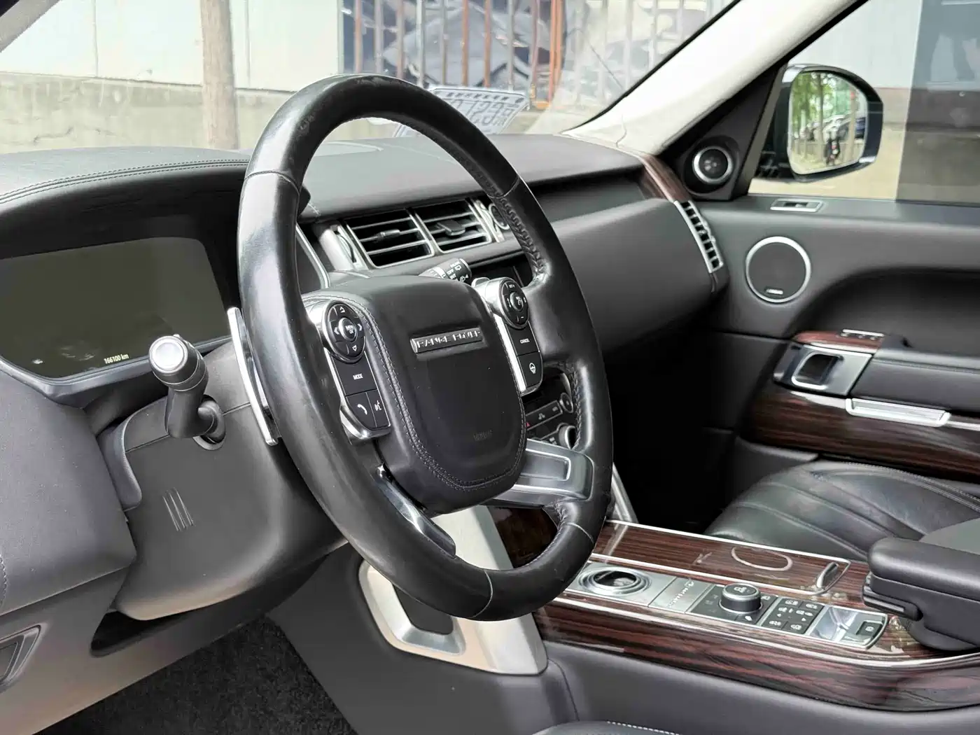 Land Rover Range Rover 2017 3.0 SC V6 AB Ultimate Autobiography LWB фото 4