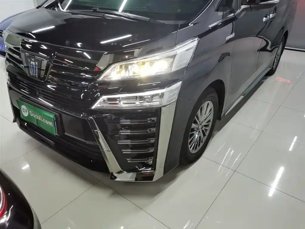 Toyota Vellfire 2023 Crown Hybrid 2.5L HV Ultimate фото 24