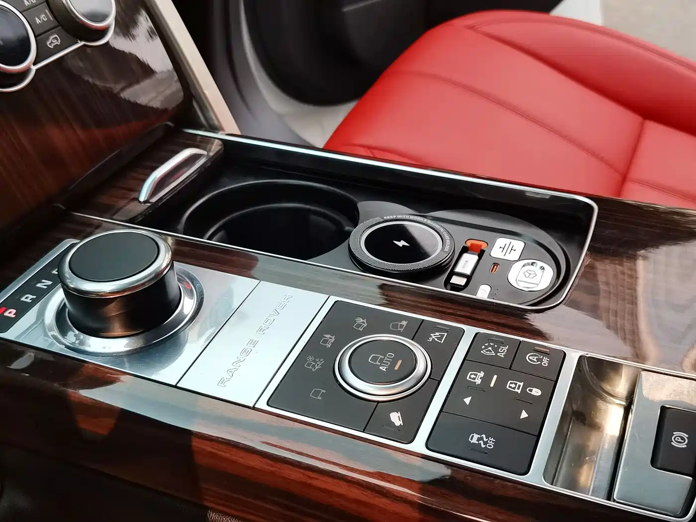Land Rover Range Rover 2015 3.0 TDV6 Vogue фото 11