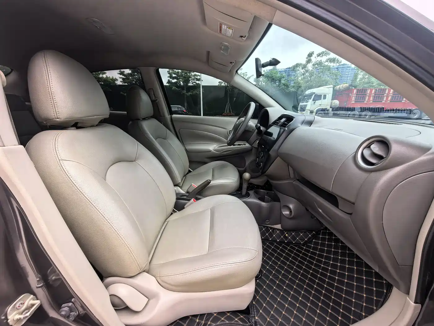 Nissan Sunny 2016 2015 1.5XE CVT Comfort