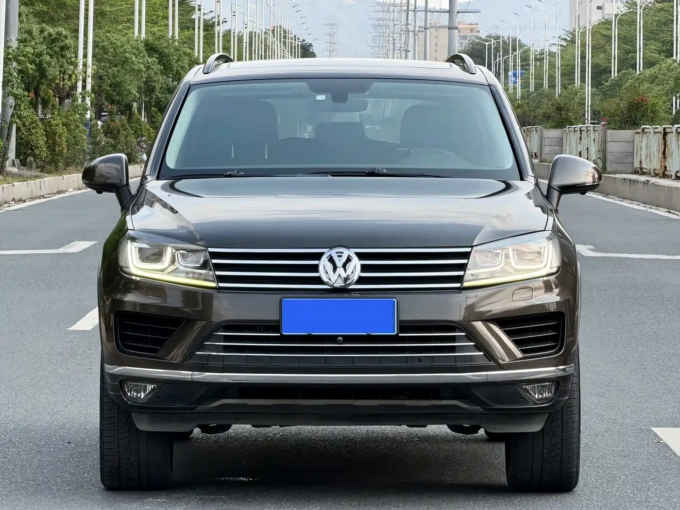 Volkswagen Touareg 2017 3.0TSI Explorer Edition фото 2