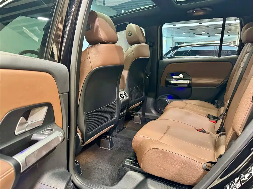 Mercedes-Benz GLB 2024 Facelift GLB 220 Style фото 25