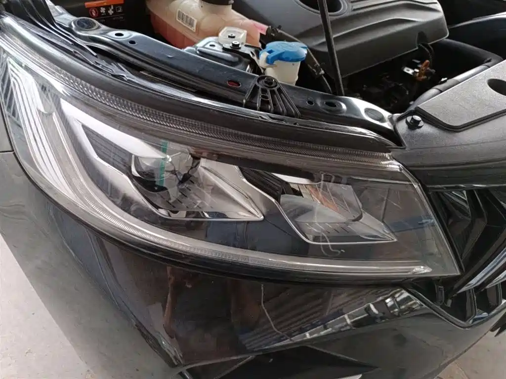 GEELY AUTOMOBILE VISION X6