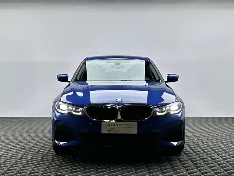 BMW 3 Series 2021 320Li M Sport Package фото 2