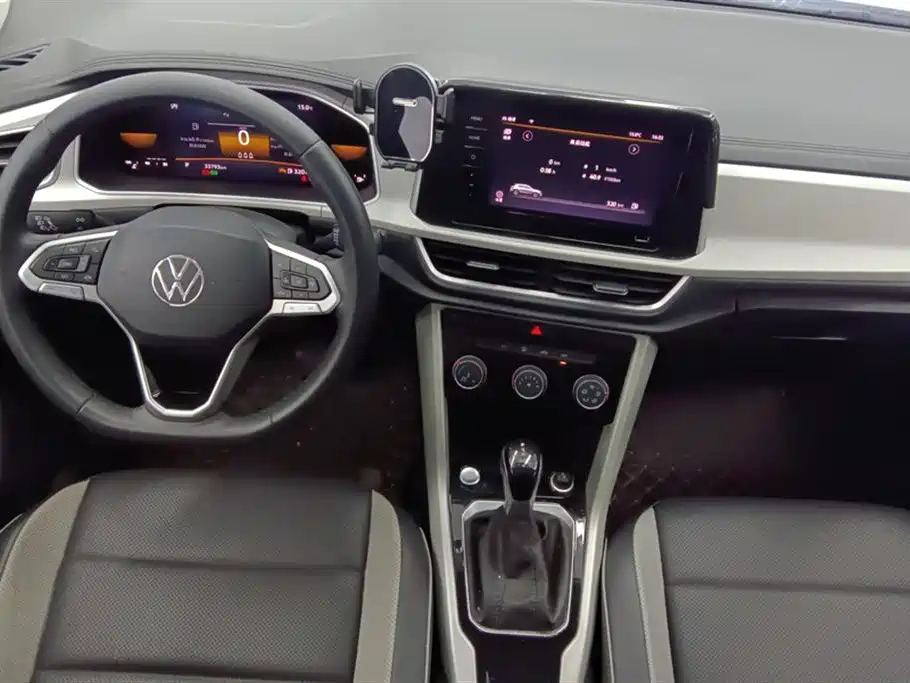 Volkswagen T-ROC 2023 280TSI DSG 2WD Time Edition фото 12