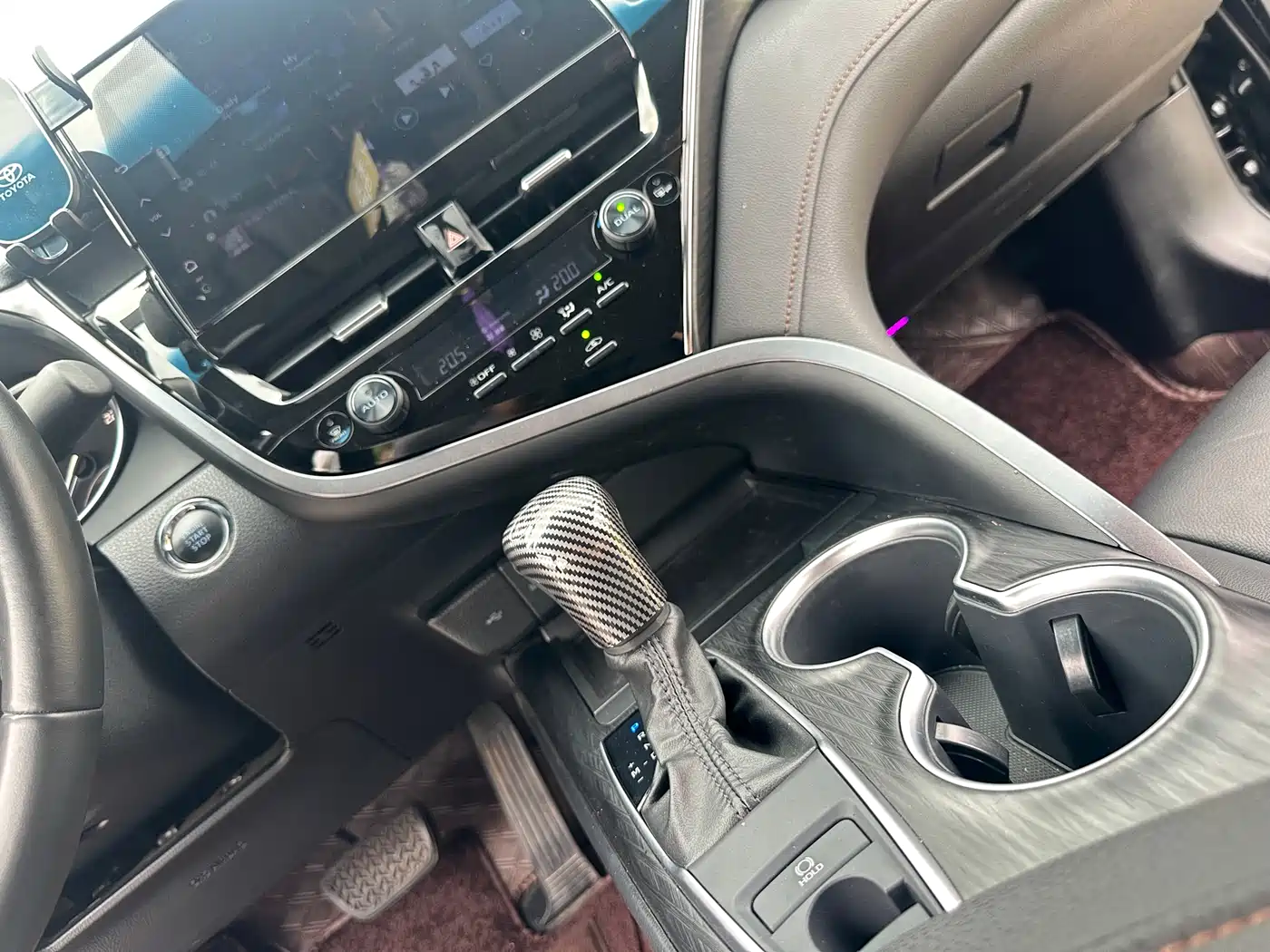 Toyota Camry 2023 2.0G Luxury Edition фото 9
