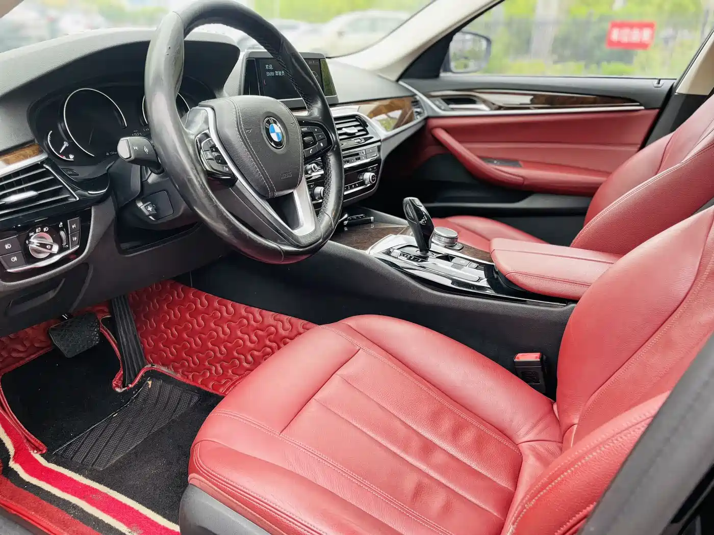 BMW 5 Series 2018 528Li Launch Special Edition фото 4