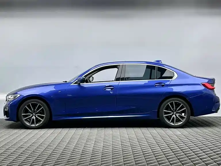 BMW 3 Series 2021 320Li M Sport Package фото 4