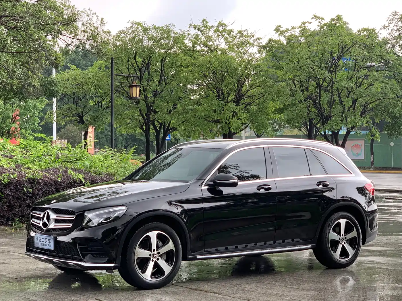 Mercedes-Benz GLC 2018 GLC 260 4MATIC Luxury