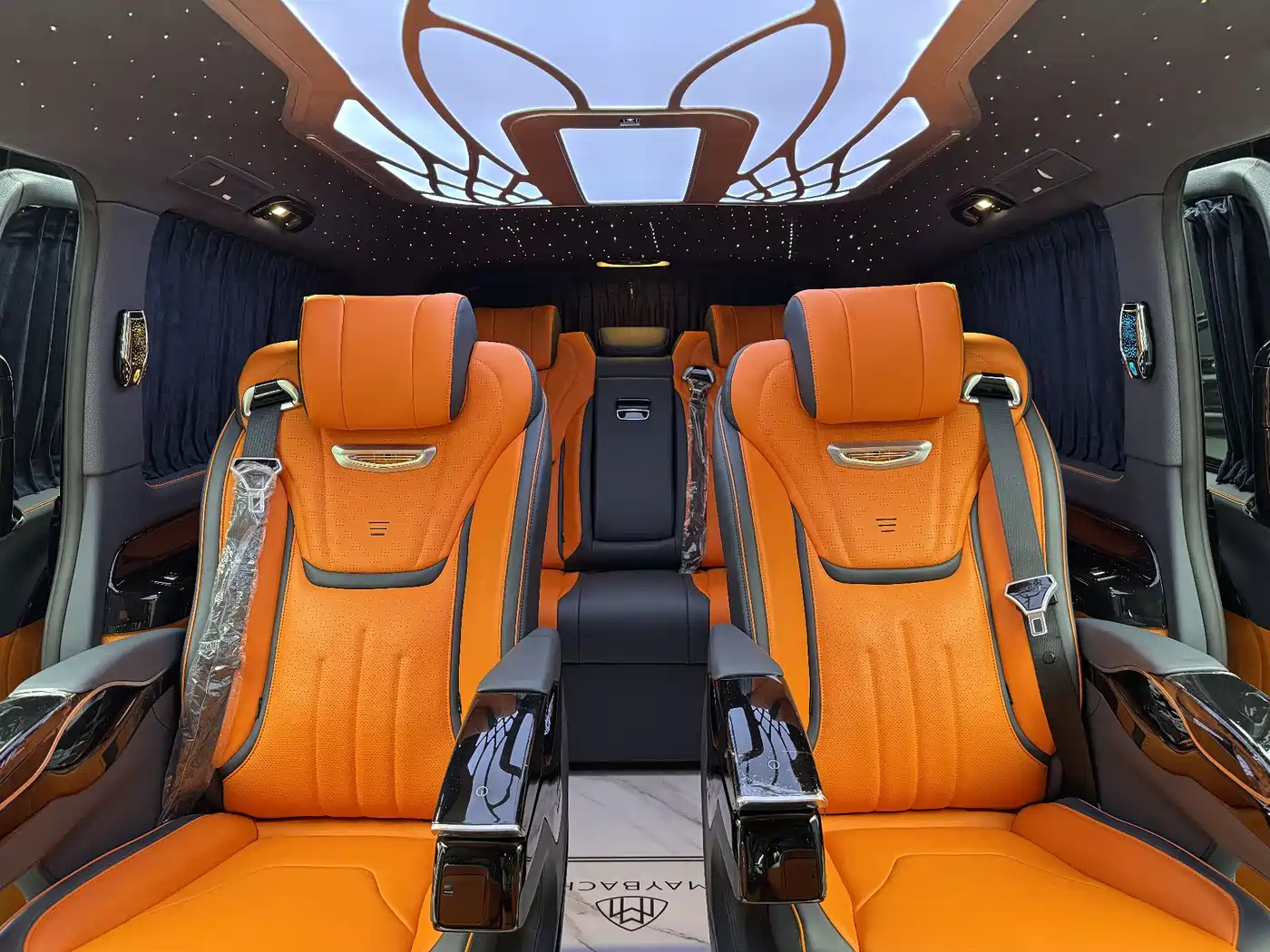 Mercedes-Benz Vito 2023 2.0T Business 7-Seater фото 14