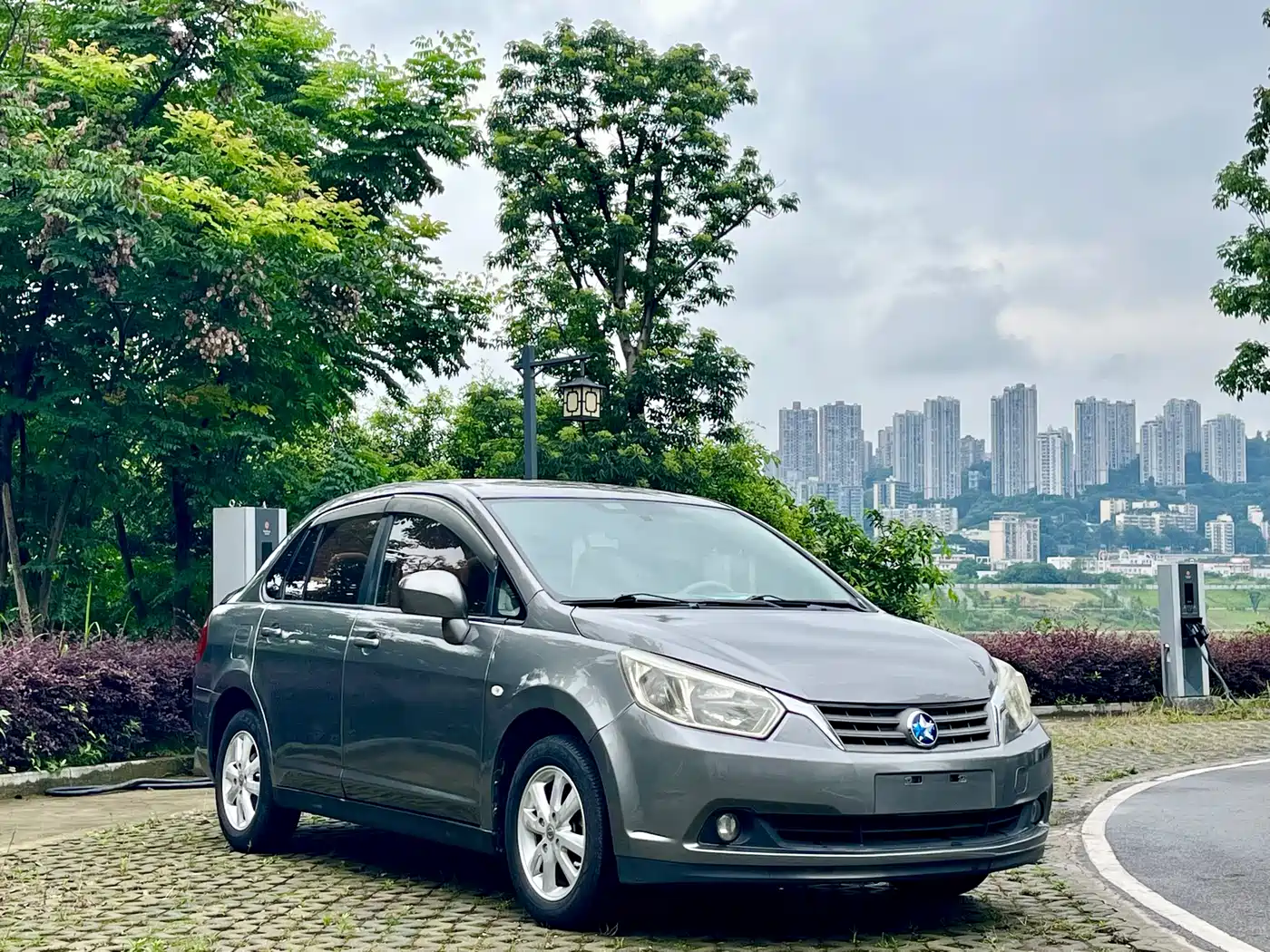 2015 Venucia D50