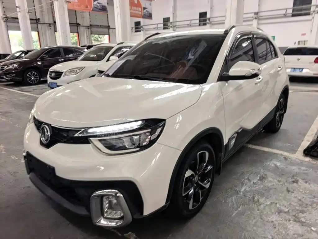 Dongfeng Aeolus Dongfeng Fengshen AX4 2017 — пригон из Китая