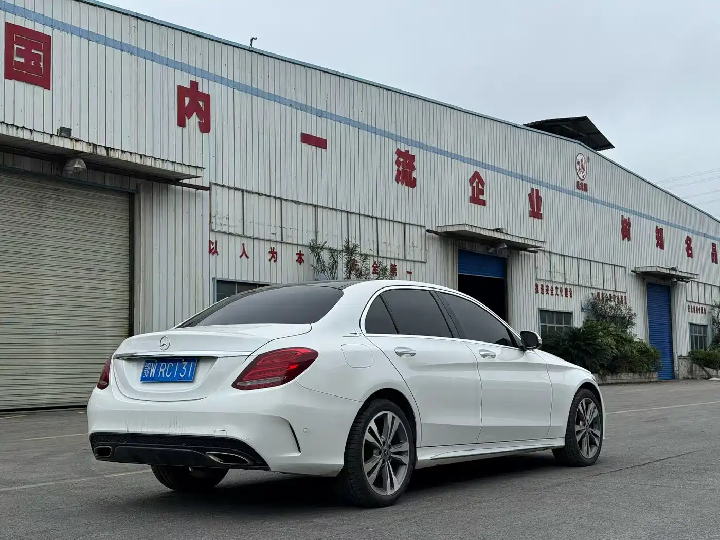 Mercedes-Benz C-Class 2018 C 200 L 4MATIC Sport Edition фото 7