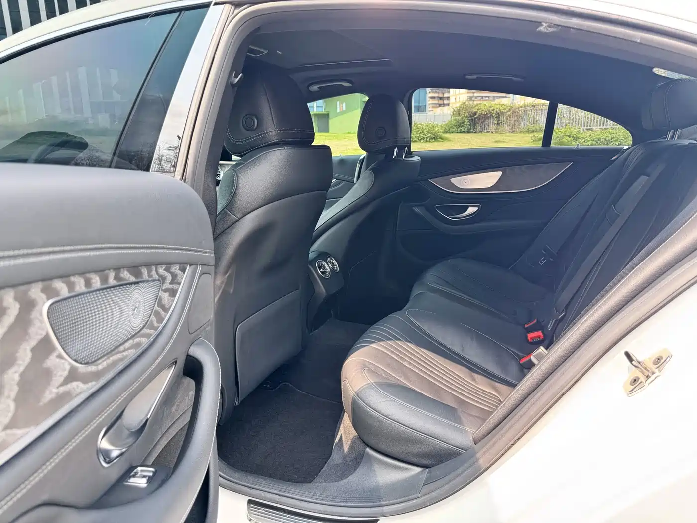 Mercedes-Benz CLS 2021 CLS 300 Luxury фото 11