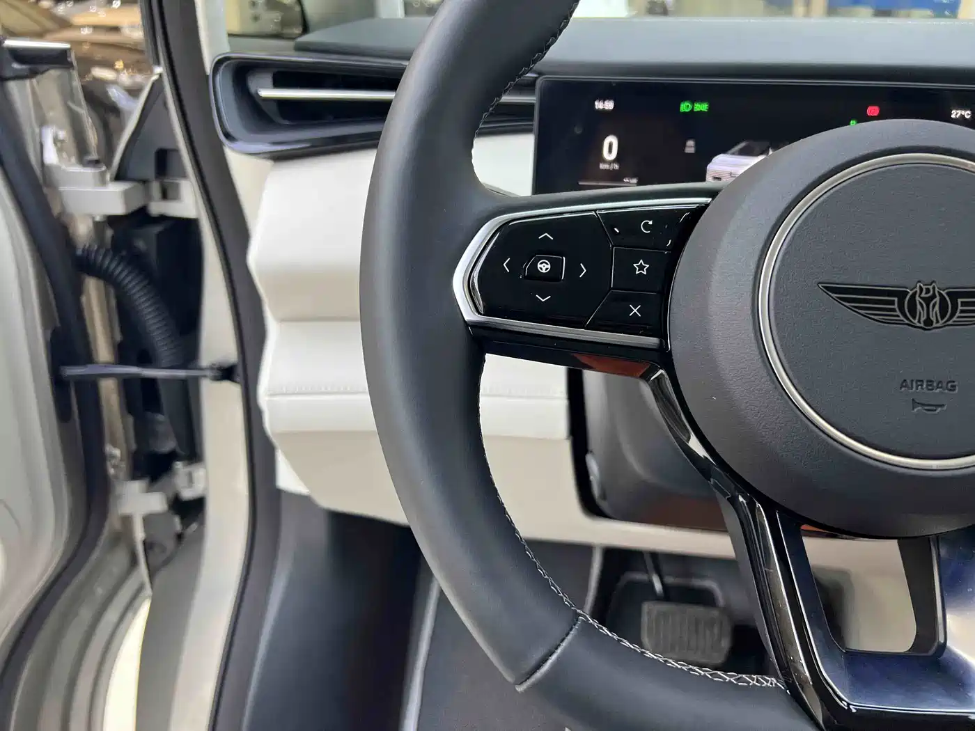 Geely Galaxy Galaxy V900 2026 2026 Model Year Base Version 7-Seater