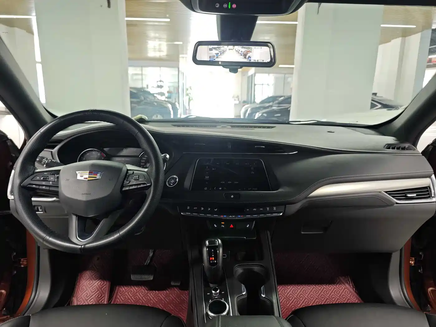 Cadillac XT4 2018 Model 28T 2WD Luxury фото 7