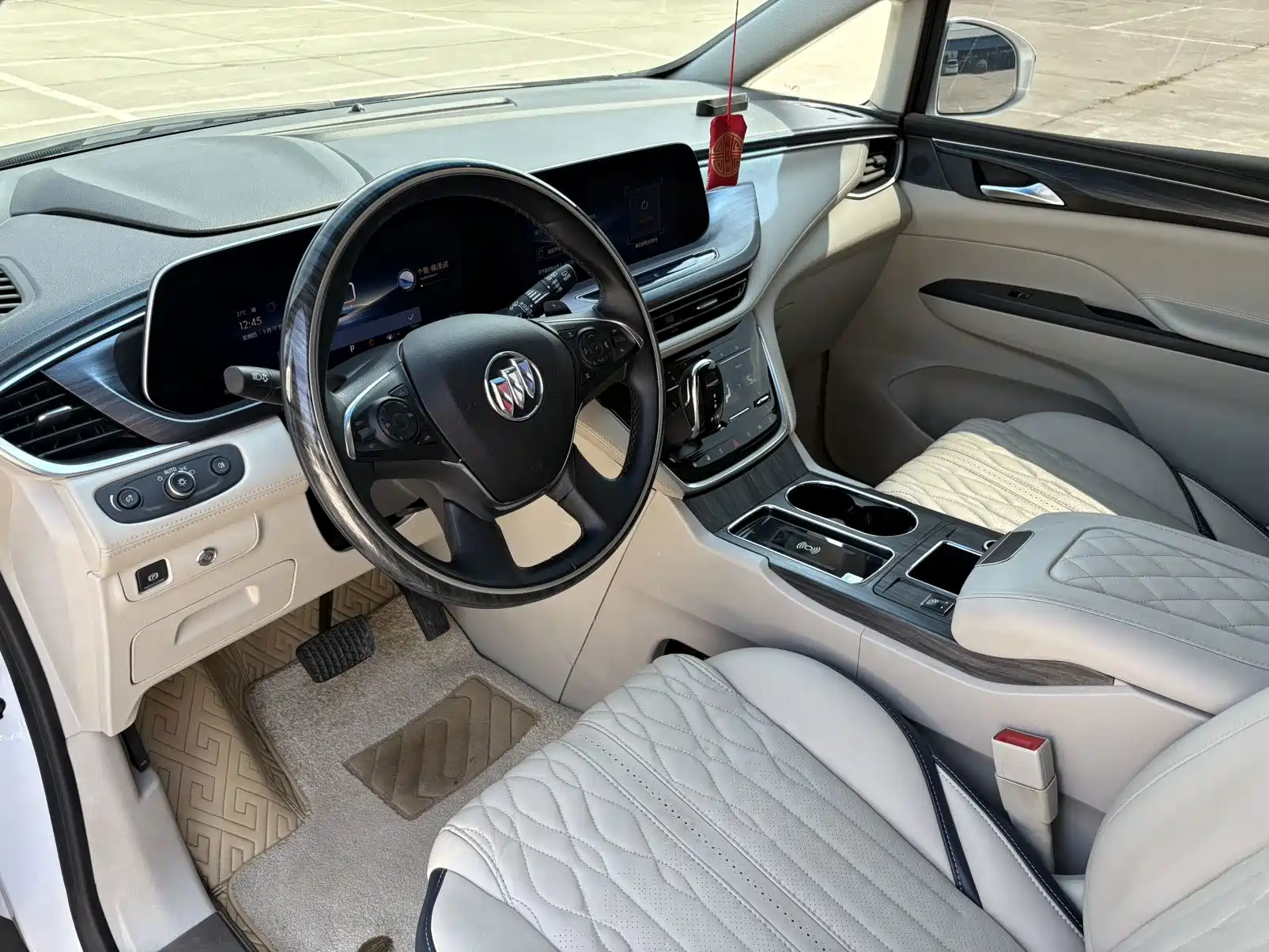 Фото 10 - Buick GL8