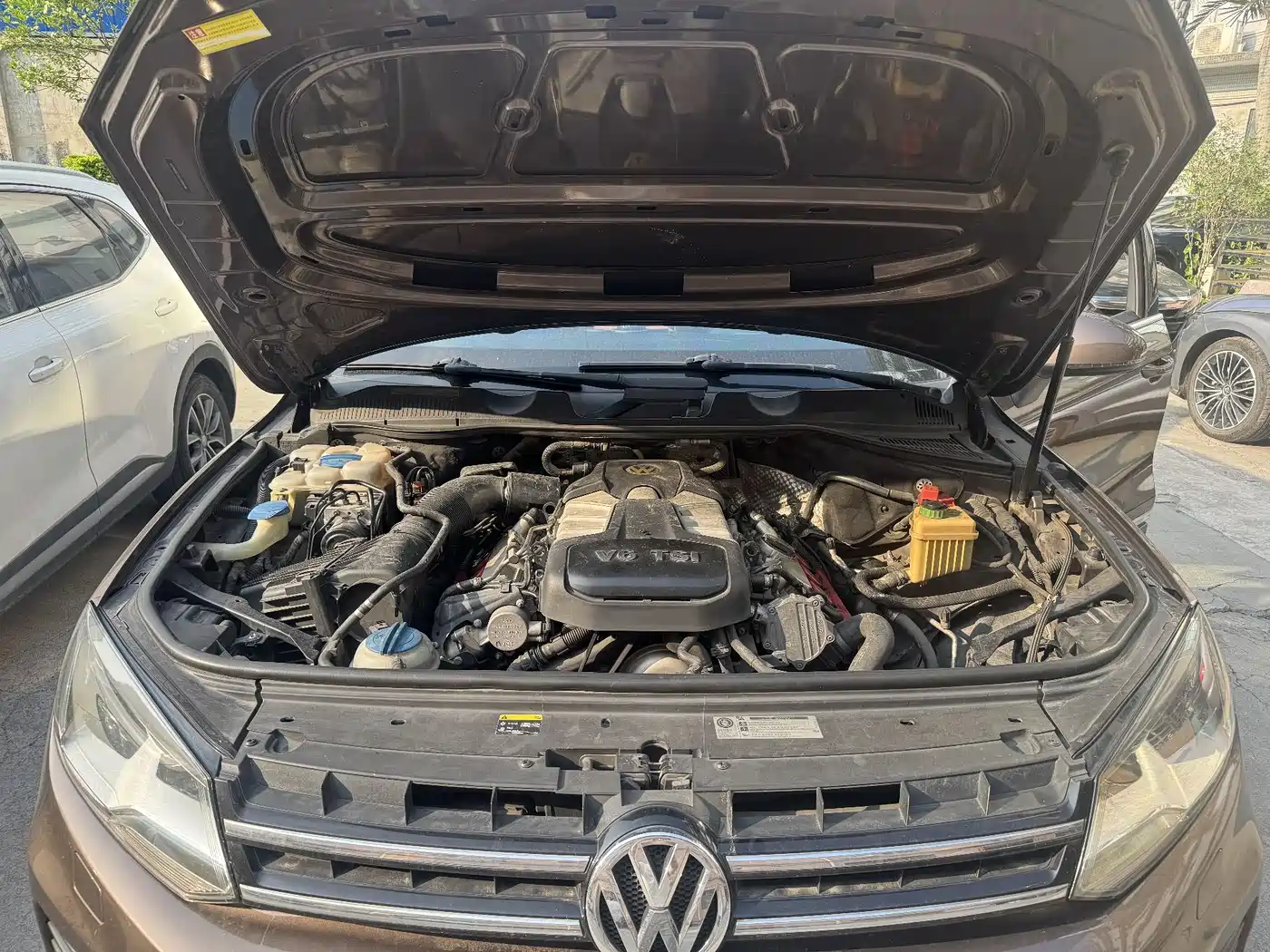 Volkswagen Touareg 2014 3.0TSI Black Explorer фото 7
