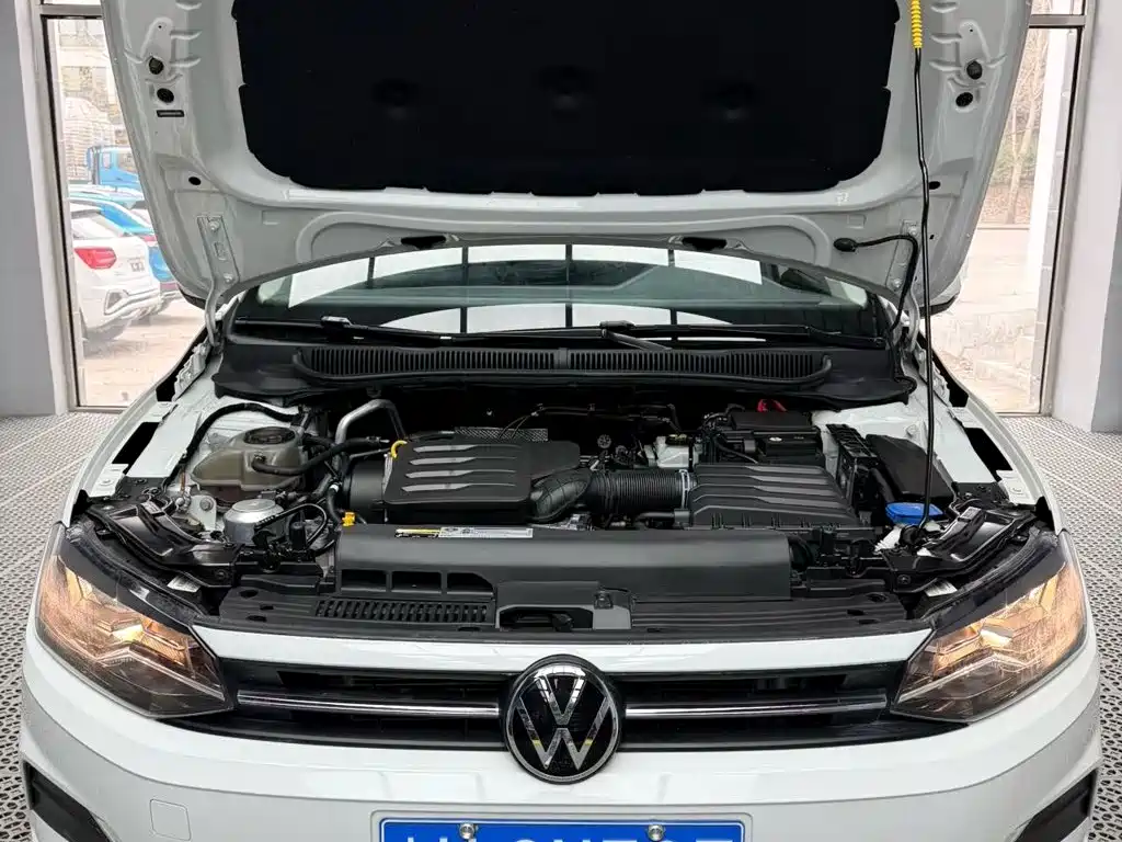Photo 16 - Volkswagen Polo