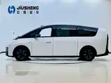 Фото 3 - Li Auto MEGA