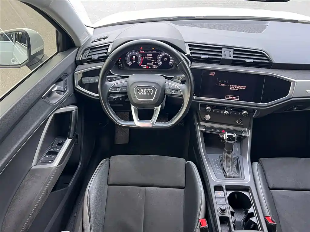 Audi Q3 2020 35 TFSI Fashion Dynamic фото 8