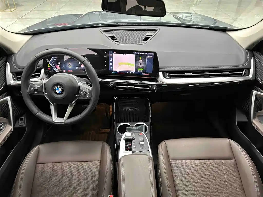 BMW X1 2023 sDrive20Li X Design Package фото 2