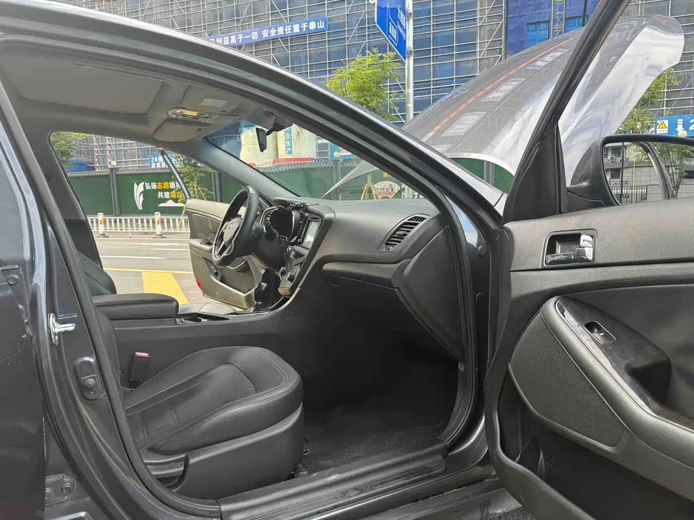 Kia K5 2012 2.0L Automatic DLX Special Edition фото 14