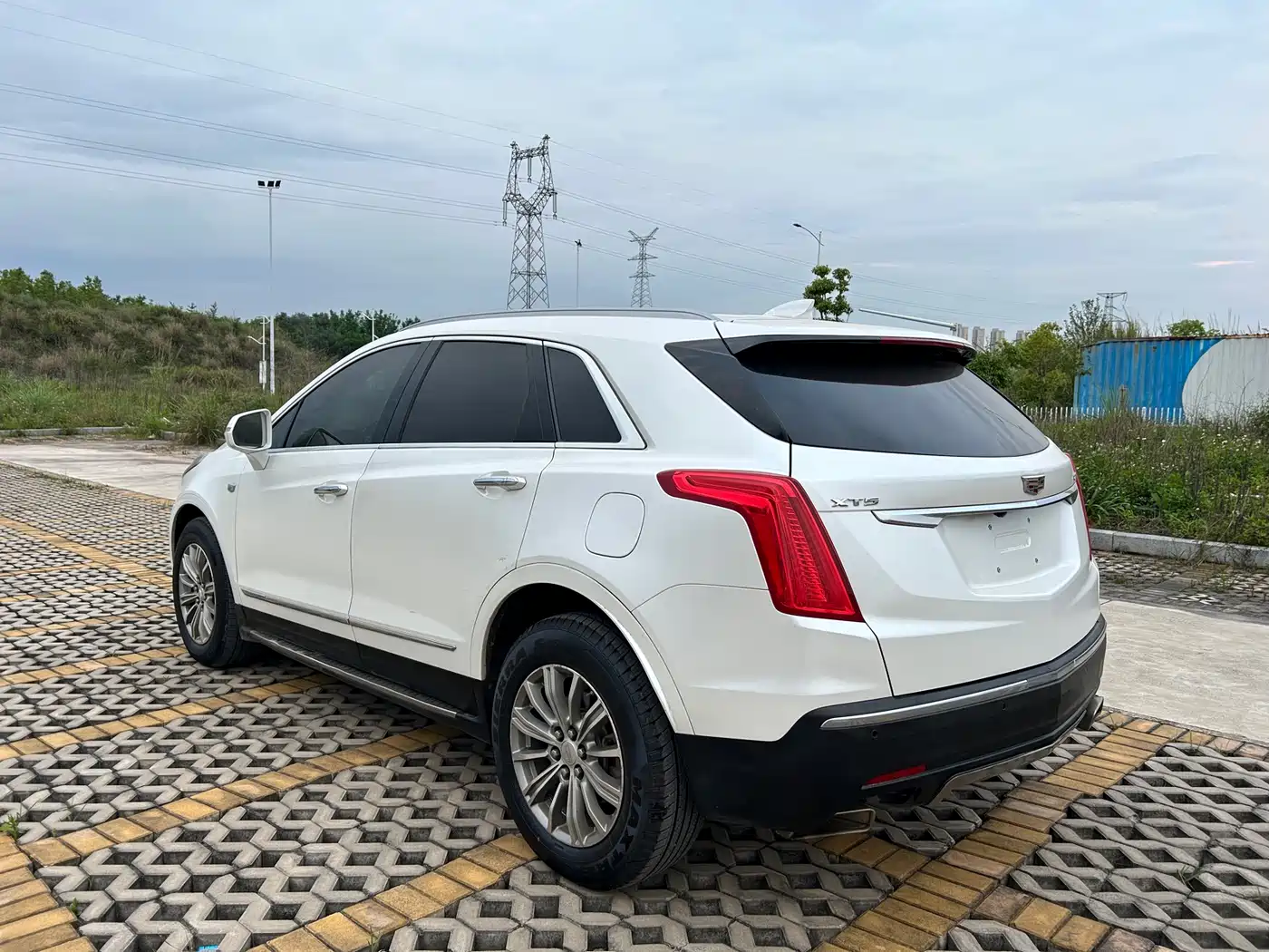 Cadillac XT5 2016 25T Luxury Model фото 6