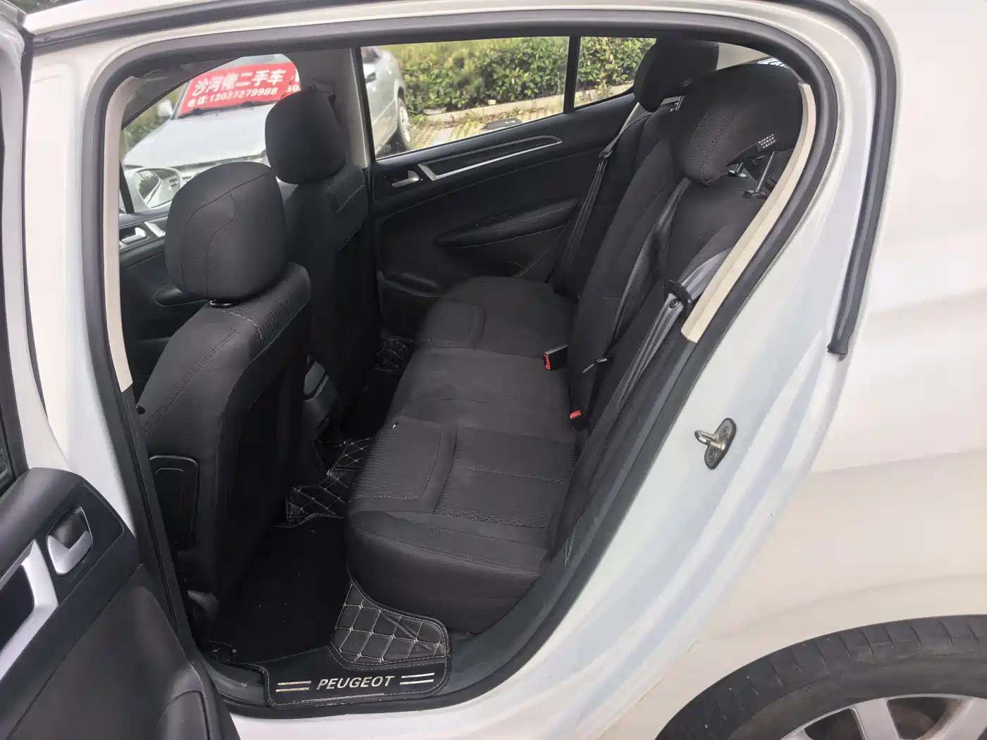 Peugeot 308 2014 Model Joy Edition Classic 1.6L Automatic Trend Style фото 8