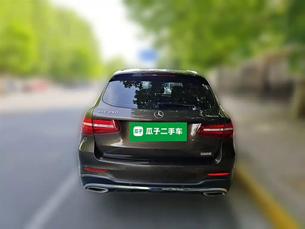 Mercedes-Benz GLC 2017 GLC 260 4MATIC Luxury фото 4