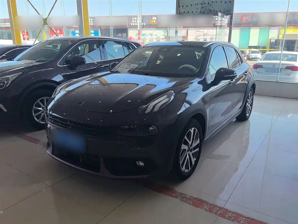Lynk & Co 02 2021 1.5TD DCT 2WD Shine Champion Edition фото 4