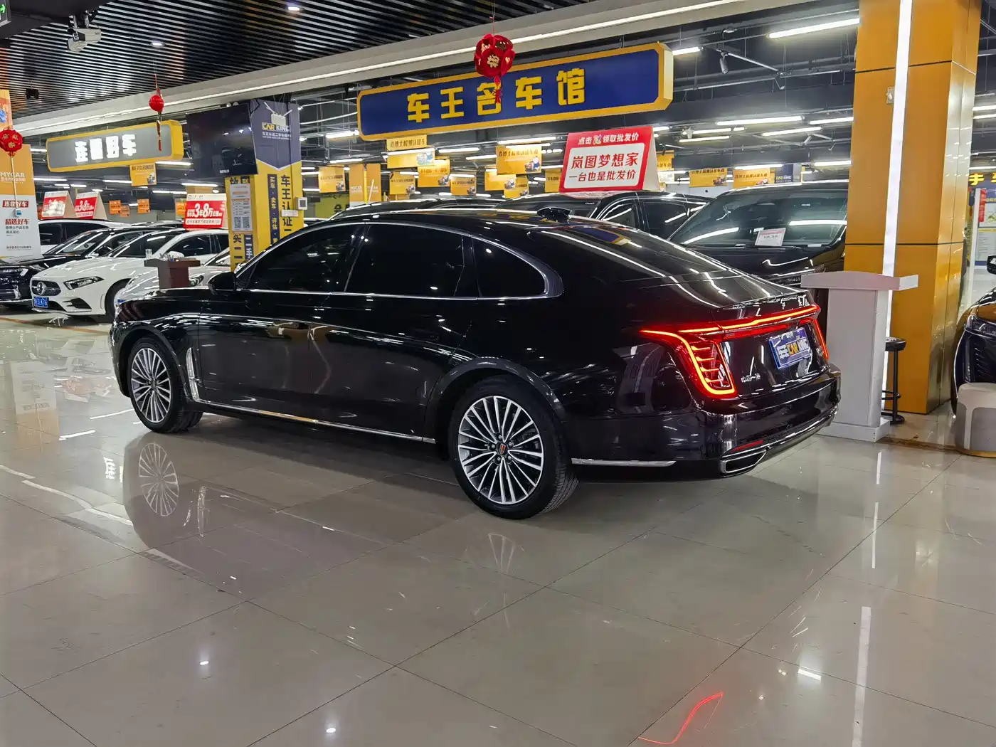  HONGQI H9