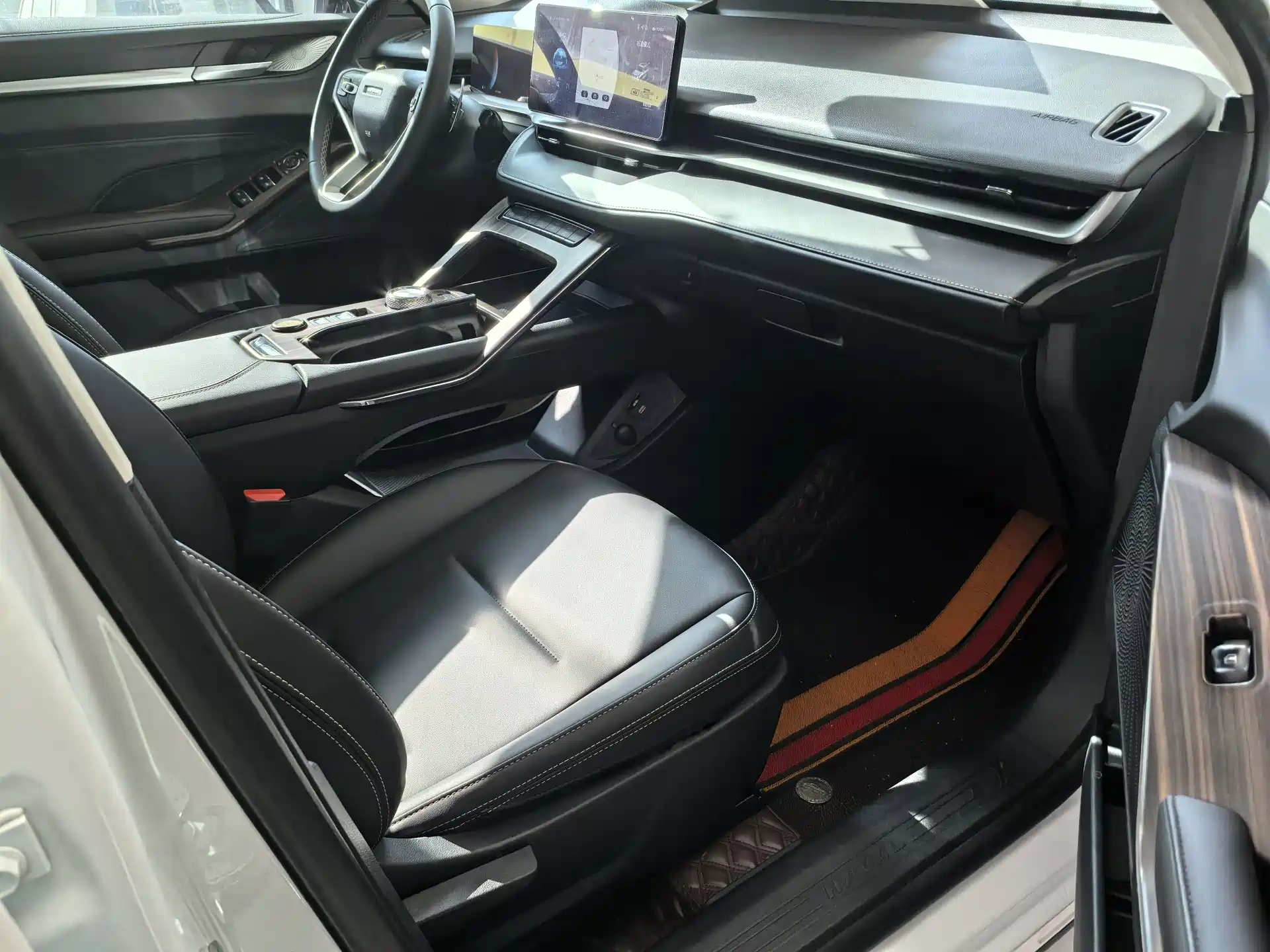 Photo 12 - Haval H6