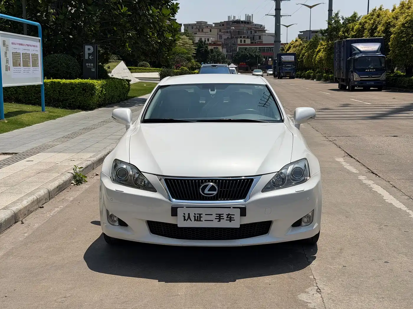 Lexus IS 2009 300 фото 2