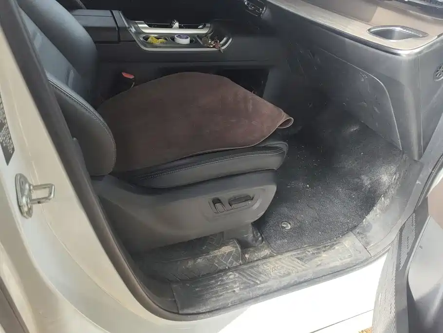 GAC Trumpchi Trumpchi E8 2025 2024 Glory Series 2.0L Glory Edition