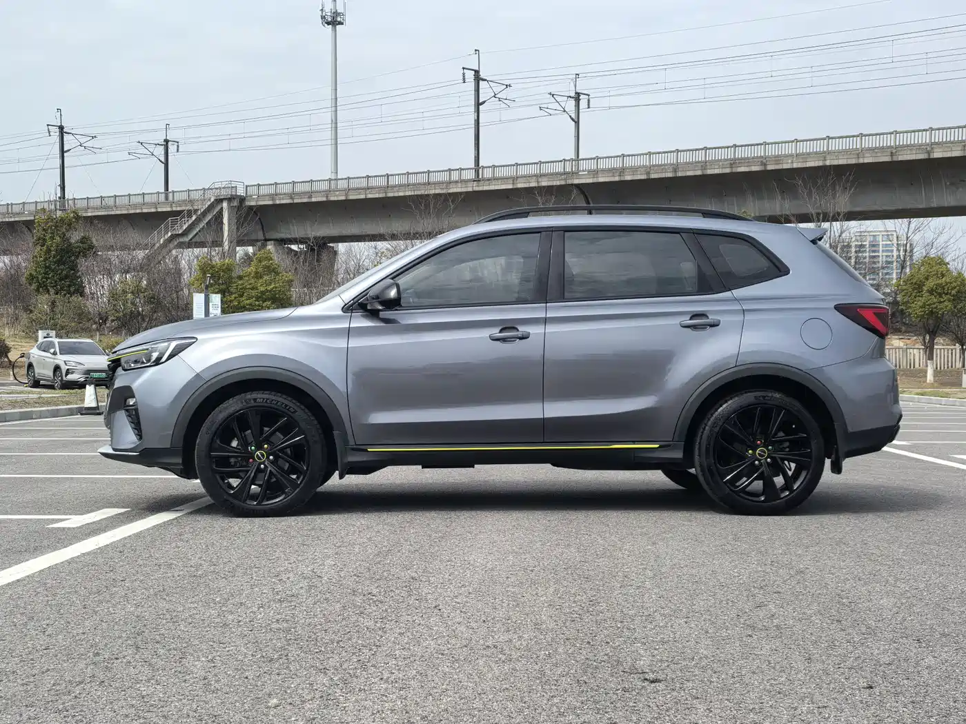 ROEWE RX5