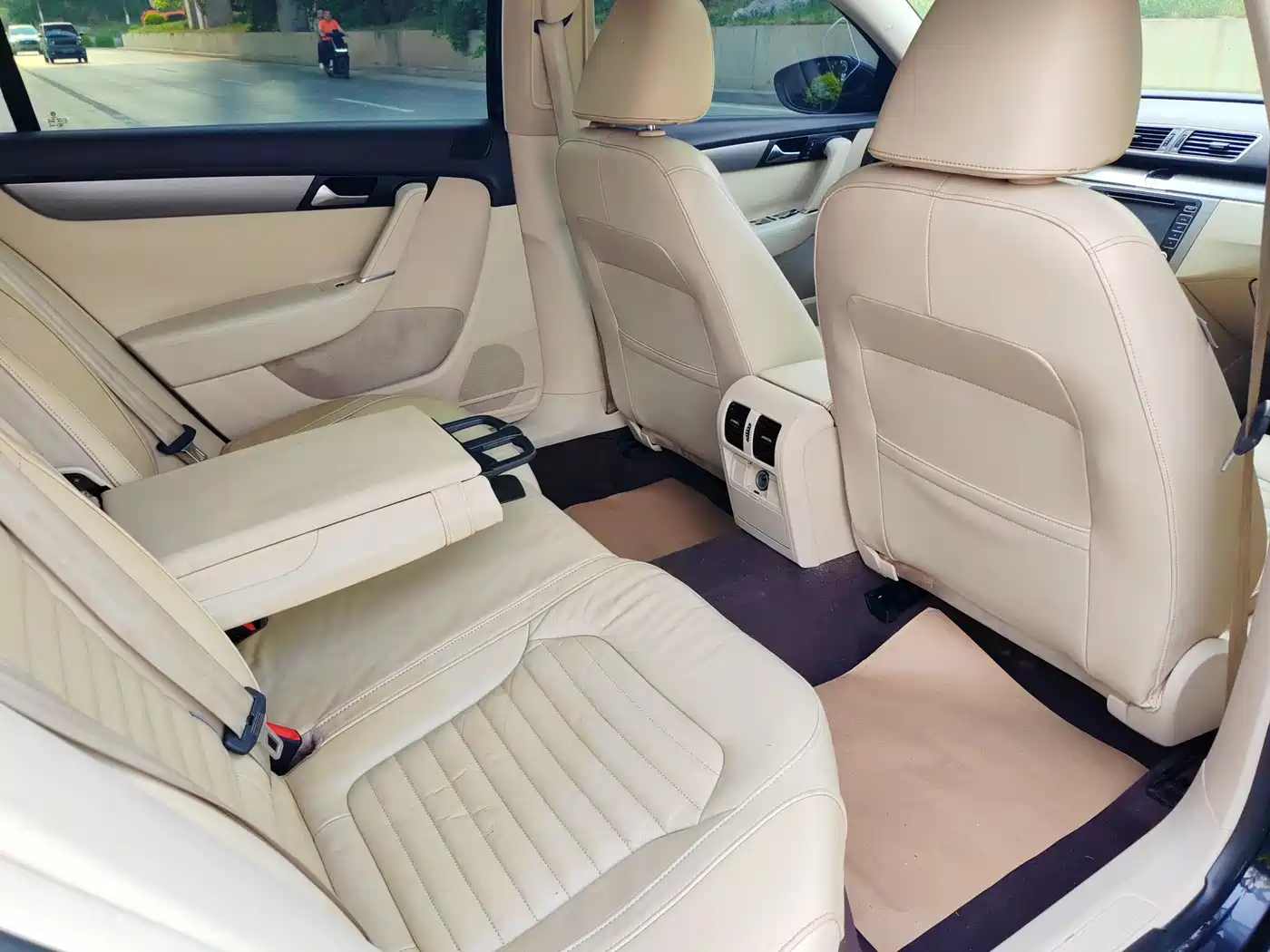 Volkswagen Magotan 2013 1.8TSI Luxury фото 13