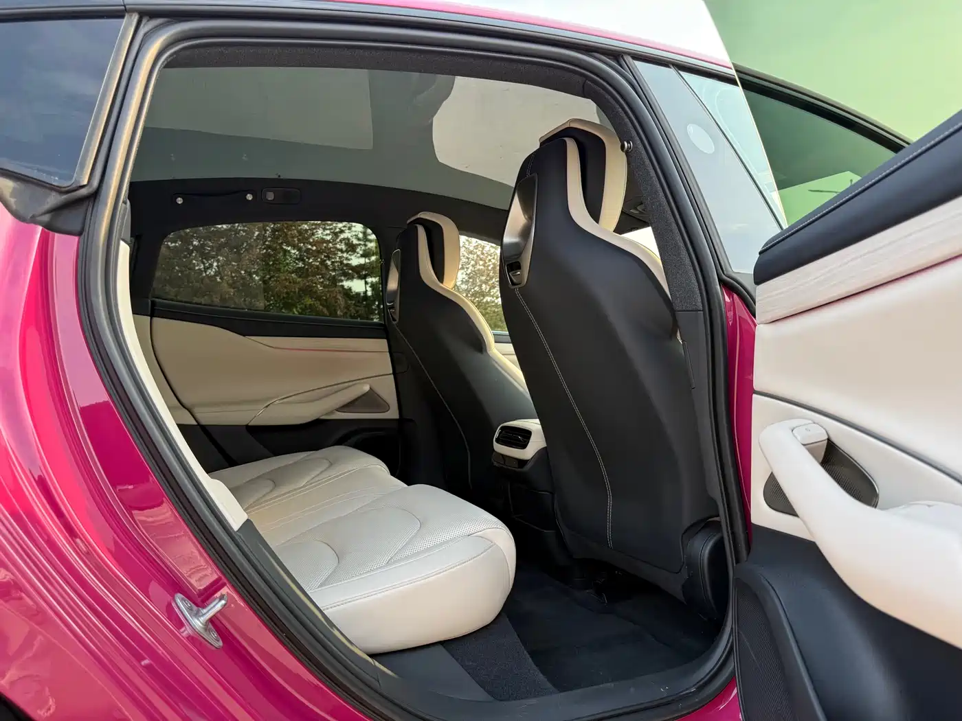 XIAOMI CAR XIAOMI SU7