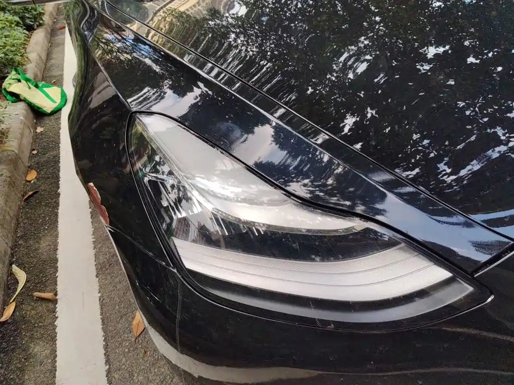 Фото 7 - Tesla Model 3