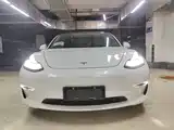 Фото 3 - Tesla Model 3