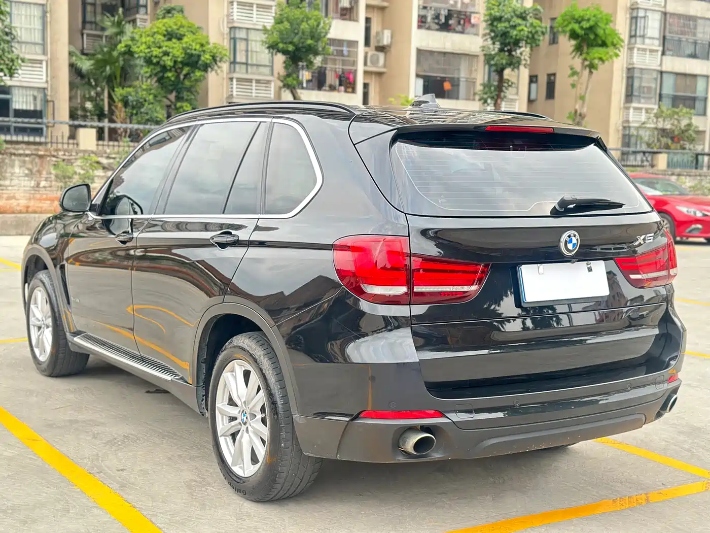 BMW X5 (Import) 2014 xDrive35i Leading фото 20
