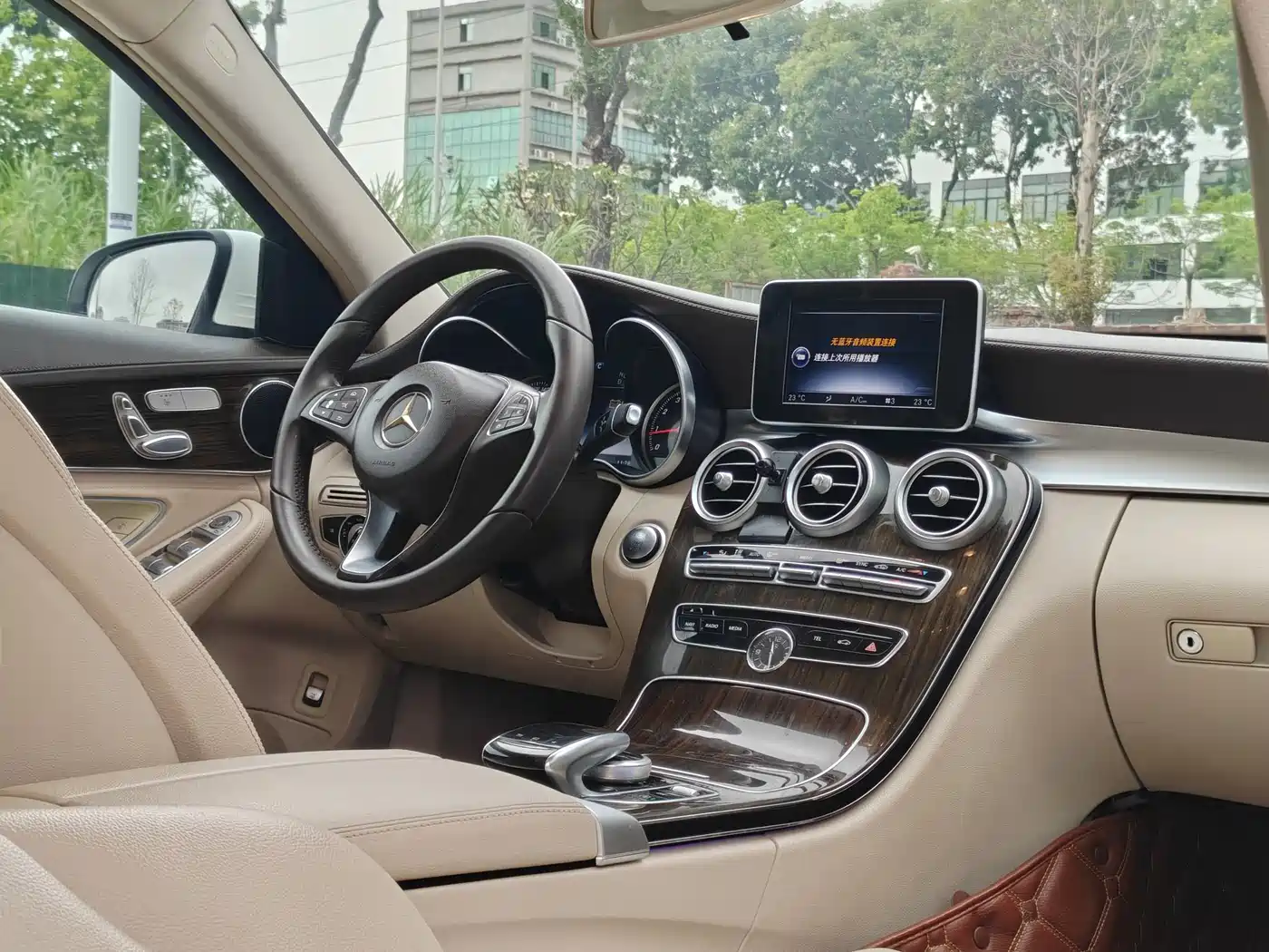 Mercedes-Benz C-Class 2015 C 200 L фото 9