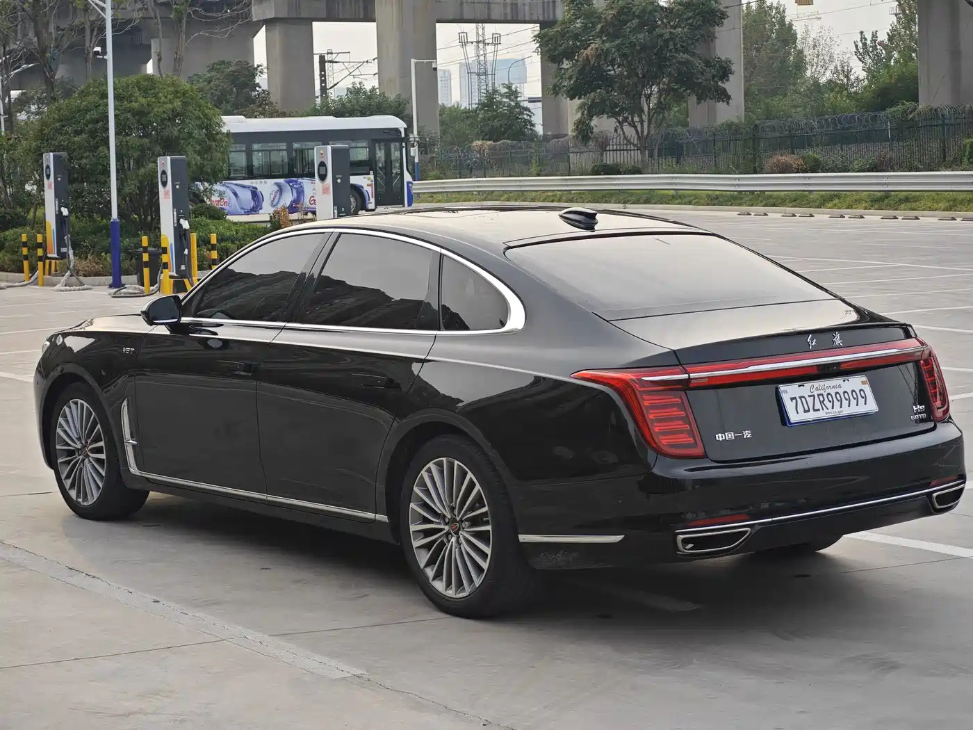 Hongqi H9 2020 2020 2.0T Smart Connection Qi Xiang Edition